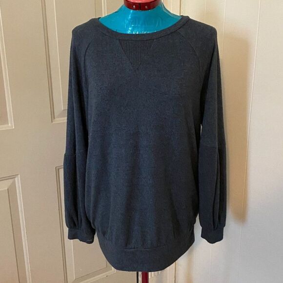 Cherish Oversized Long Sleeve Pullover Tunic Top Womens Size S - Picture 1 of 10